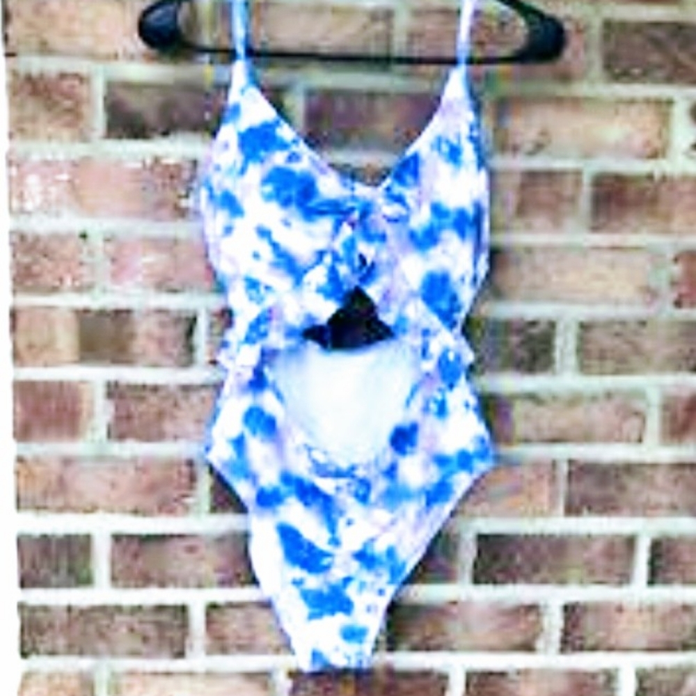 Hurley Purple/Blue Tie Dye One Piece Swim Suit / SIZE M - NWT